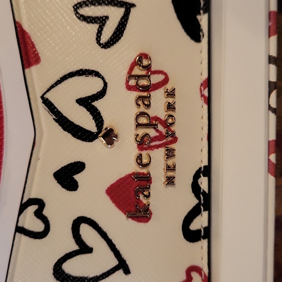 Kate spade  Firm Hp  heart leather boxed bagged tagged leather card holder ♥️ - Picture 9 of 9